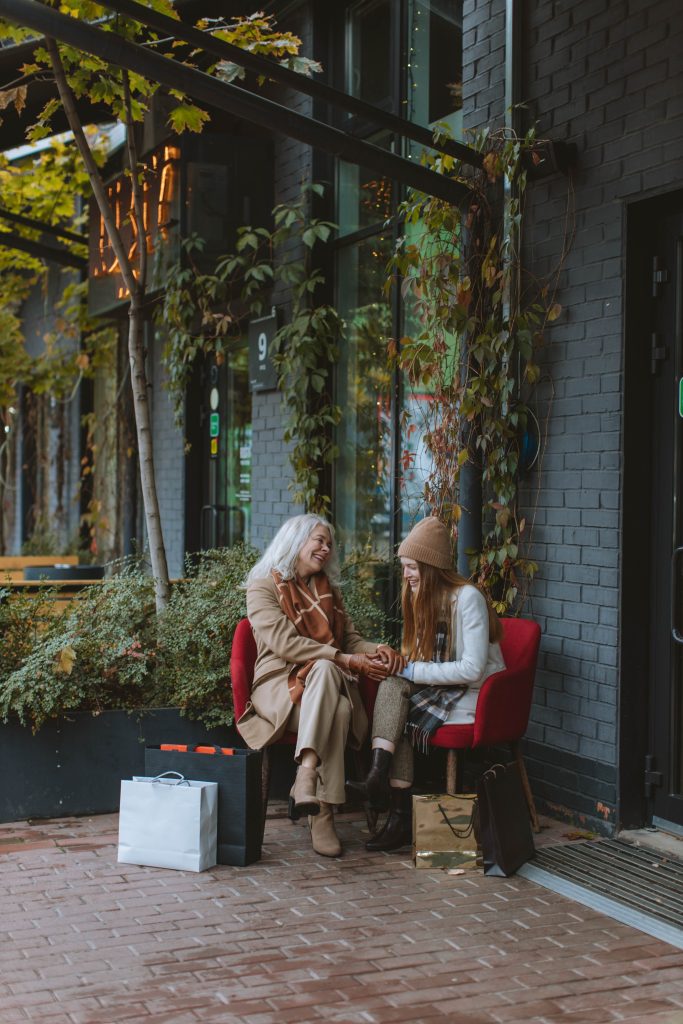 grandma-and-granddaughter